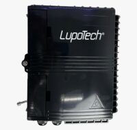 Caja de terminación FTTH de pared/poste 16 Puertos IP65 + Splitter 1*16 SC/APC + 16 Adaptadores SC/APC, Negra  LT-HGT-16DG